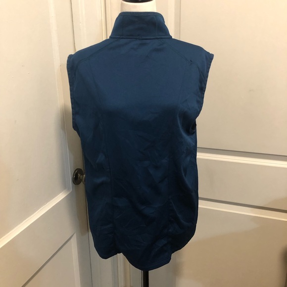 Men’s Calvin Klein athletic vest size medium - Picture 5 of 6